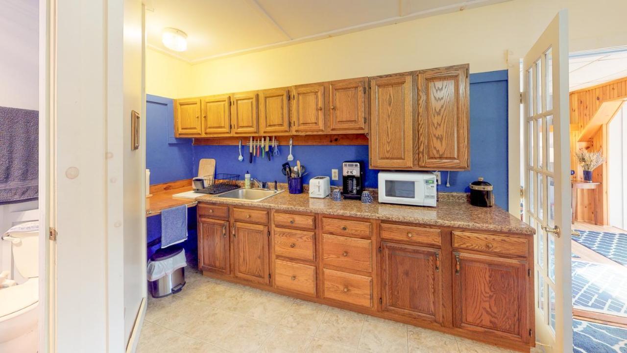 Cavalier Cottage B&B Shelburne Falls Exterior foto